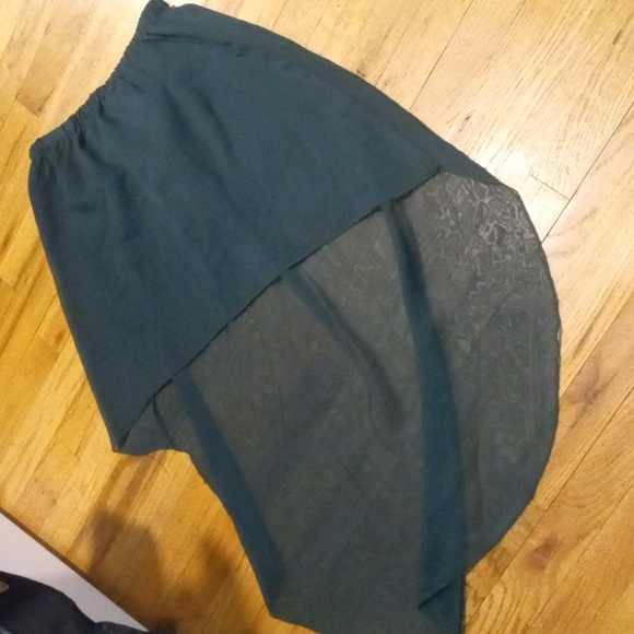 Sheer skirt - Picture 2 of 3